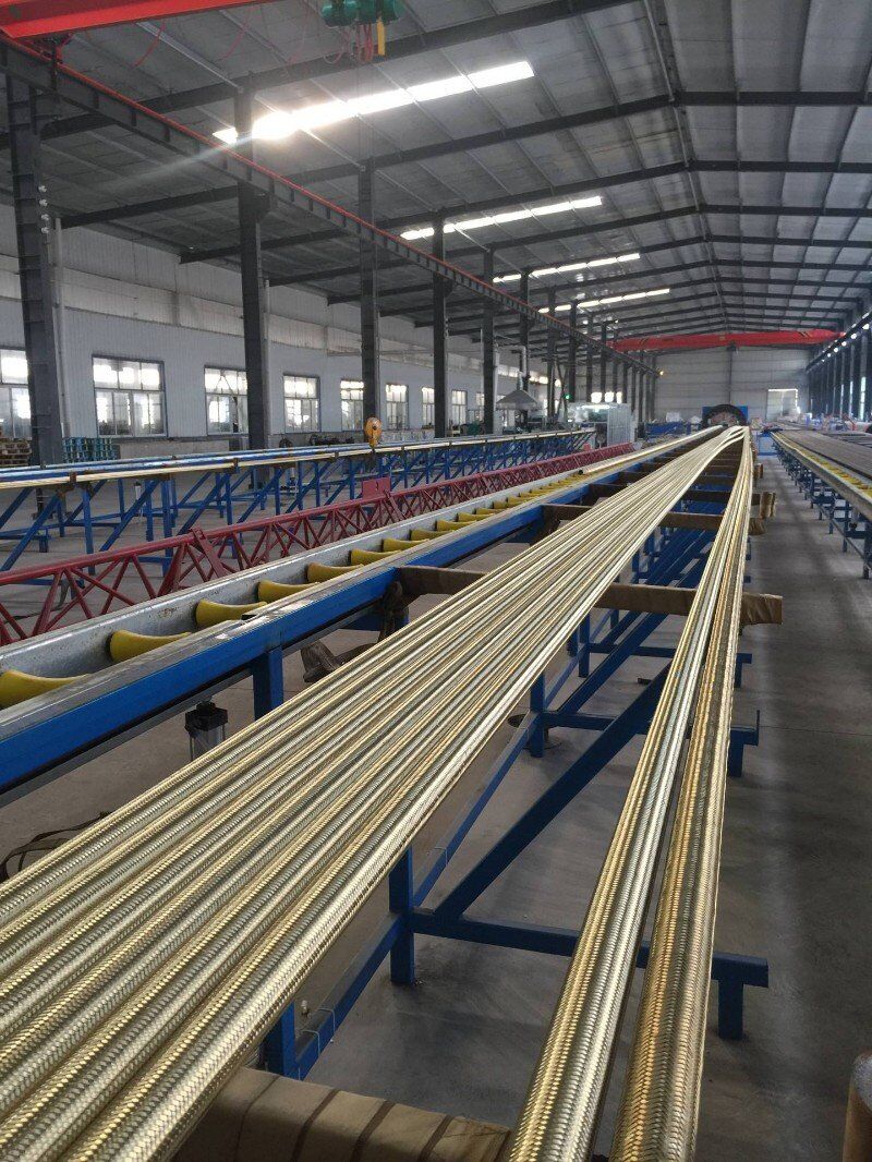 Specializing in the production of hydraulic hoses